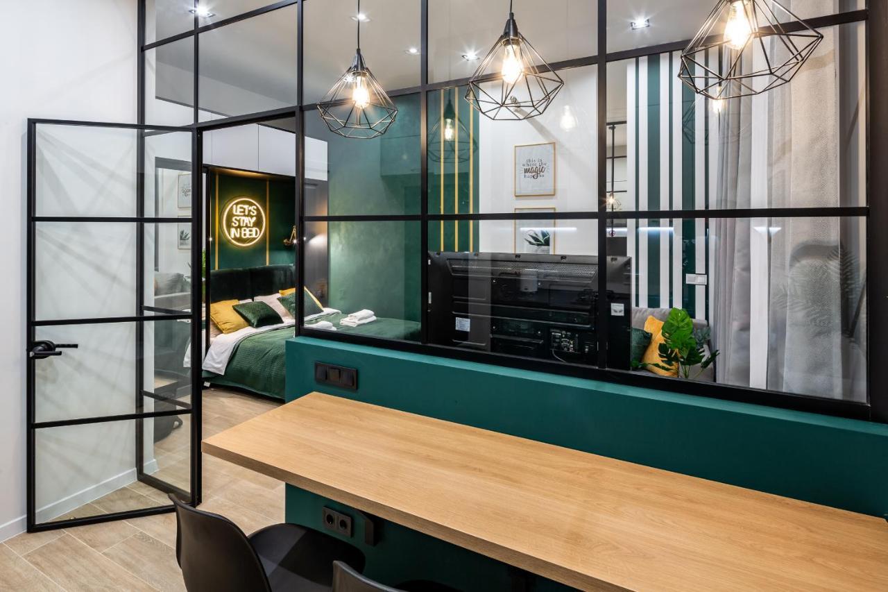 Emerald Lux Apartment. LiveInLviv Extérieur photo