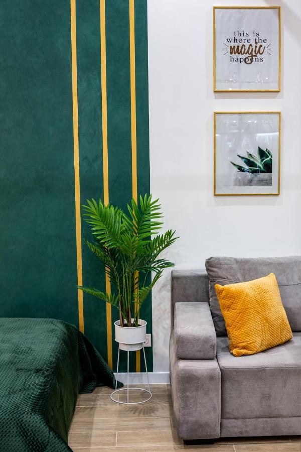 Emerald Lux Apartment. LiveInLviv Extérieur photo