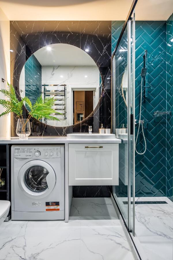 Emerald Lux Apartment. LiveInLviv Extérieur photo